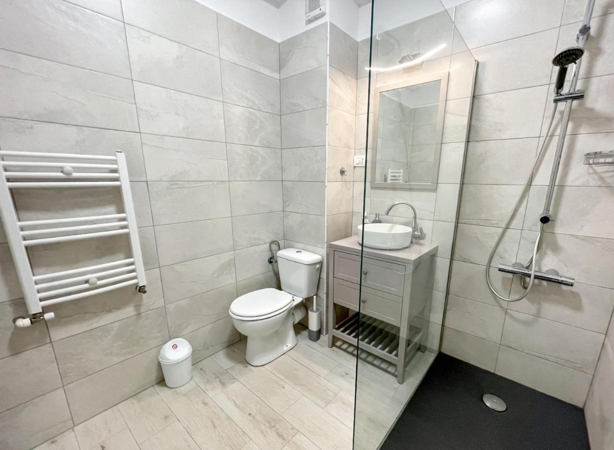 Ferienwohnung Astoria Rose Năvodari Exterior foto