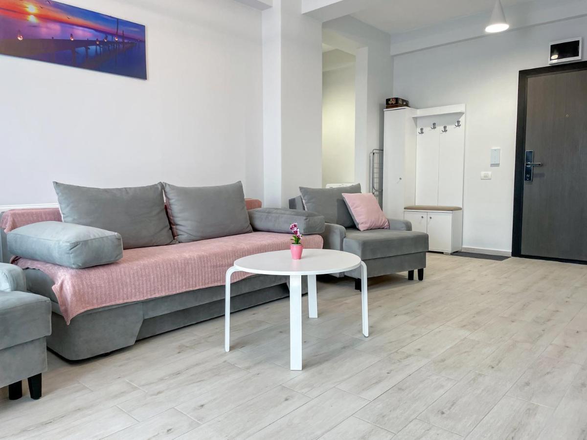 Ferienwohnung Astoria Rose Năvodari Exterior foto